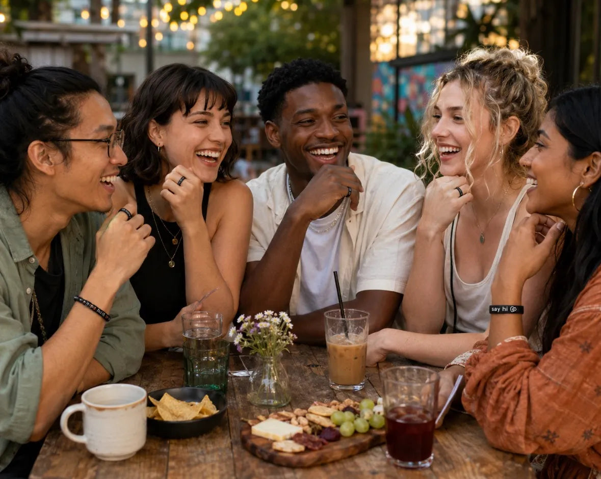 Unello Social Ring